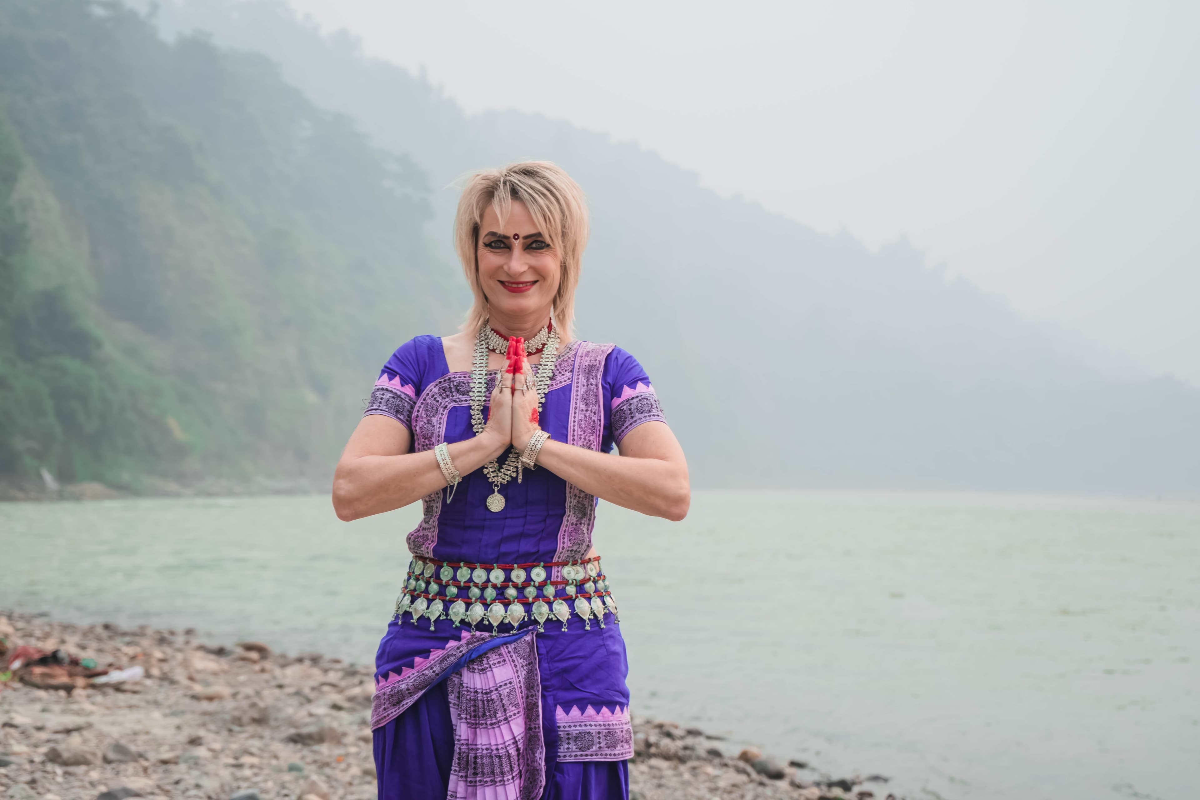 Cultural etiquette and what to wear in India - respectful dressing for women travellers