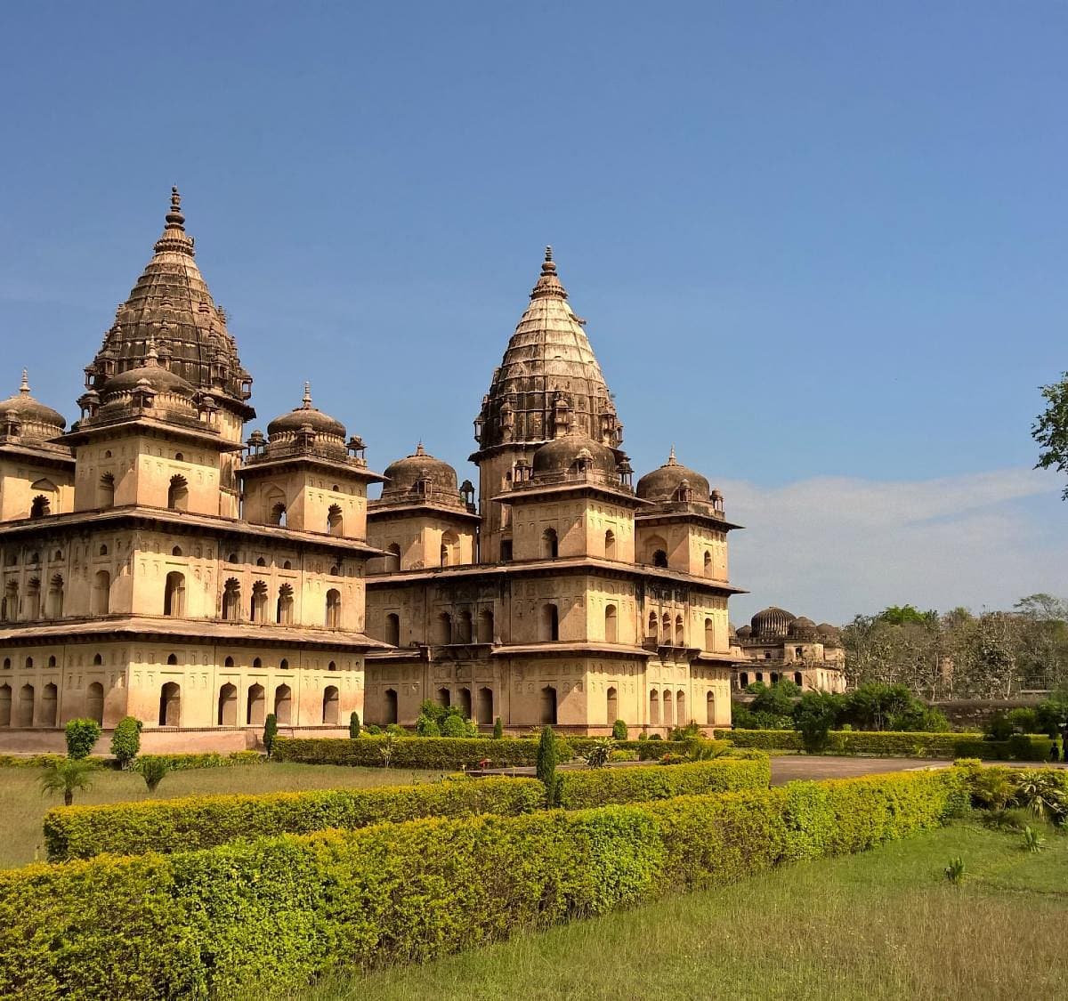 Orchha Cenotaphs (Chhatris)