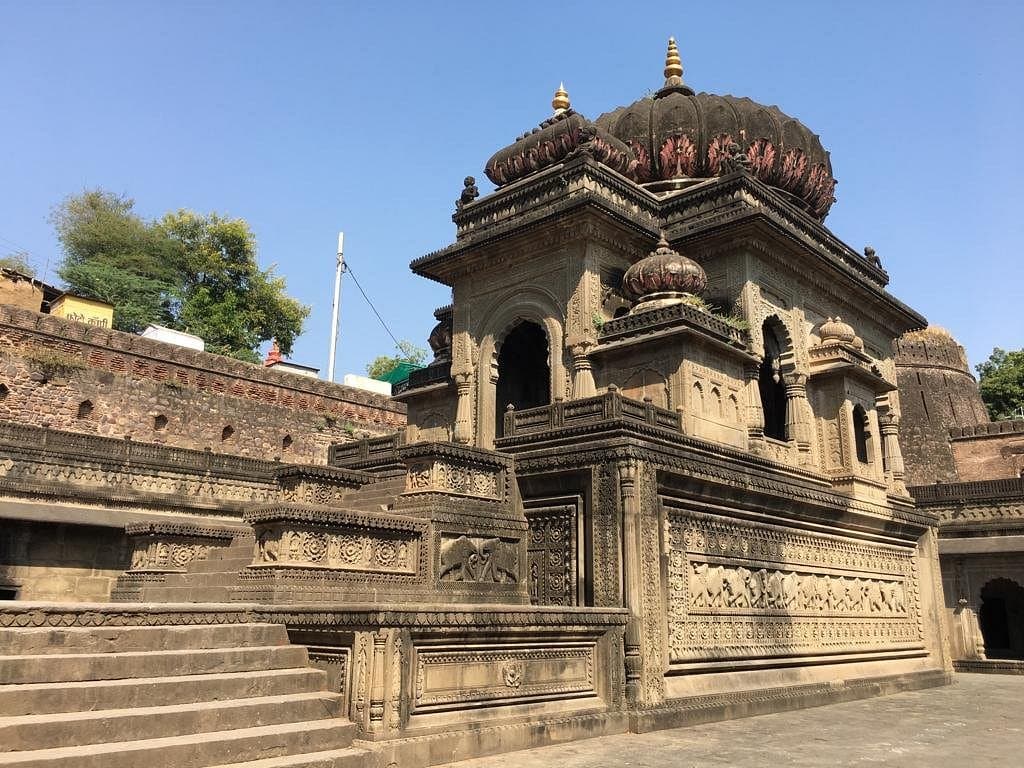 Kashi Vishwanath and Rajarajeshwara Temples