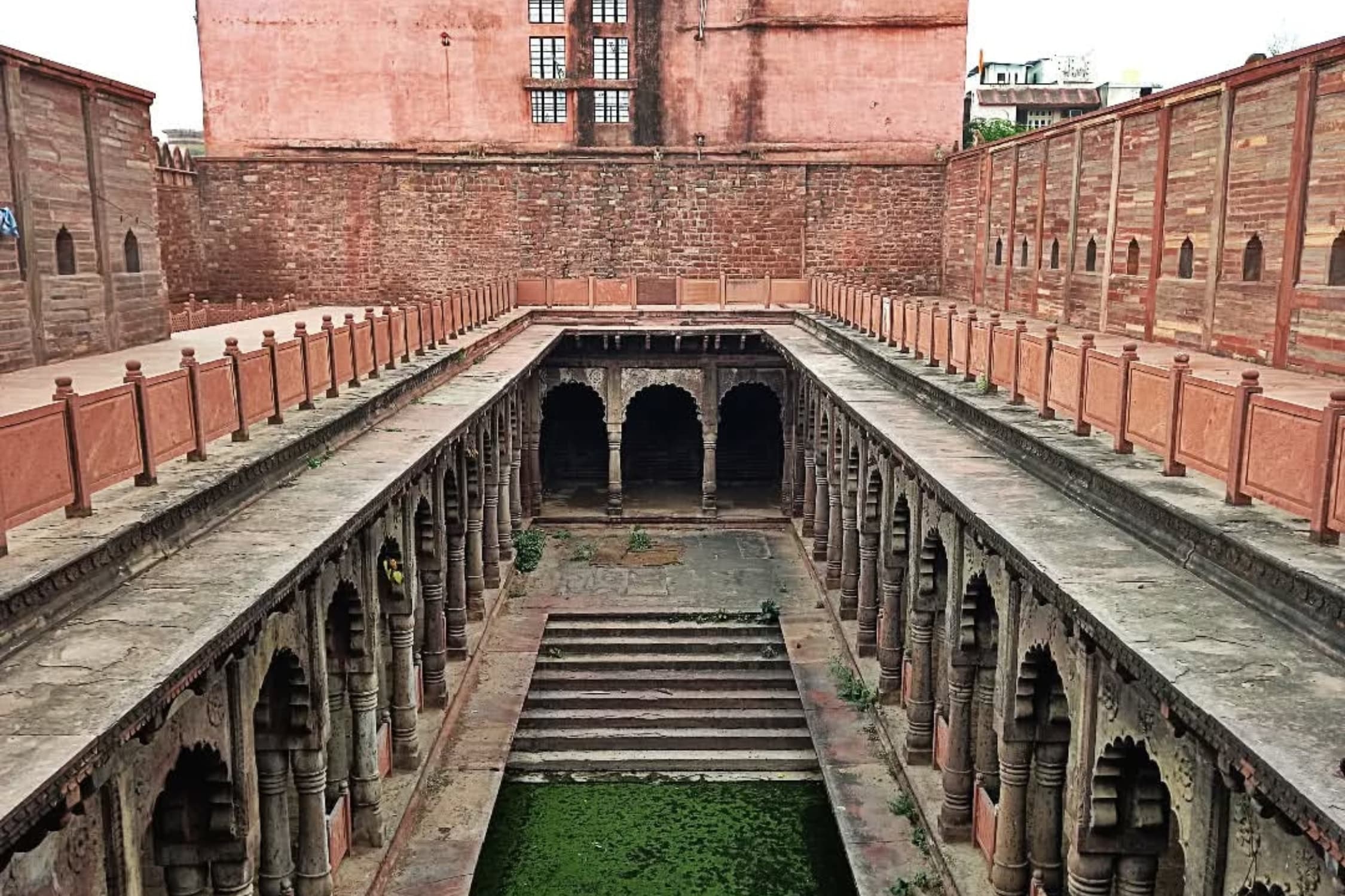 Dholpur itinerary - why it belongs with Dholpur Palace and Chambal ravines