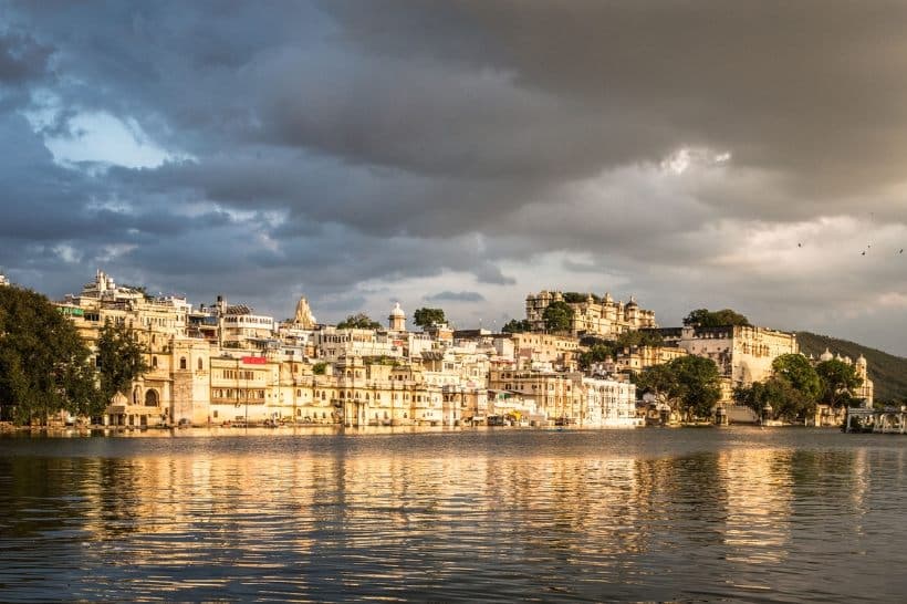 Lake Pichola Udaipur in Rajasthani Heritage Tour Package by India Heritage Travel