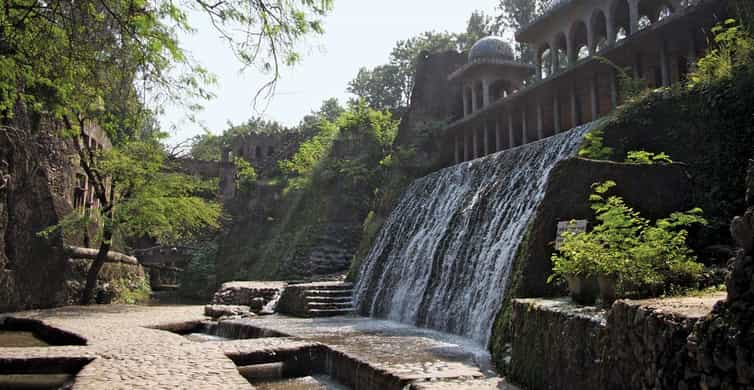 Chandigarh tour featuring Rock Garden Sukhna Lake and Himalayan gateway attractions