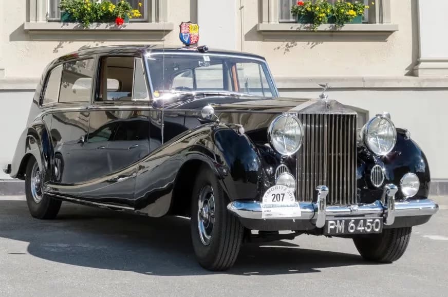 Vintage luxury car for weddings and special occasions in India