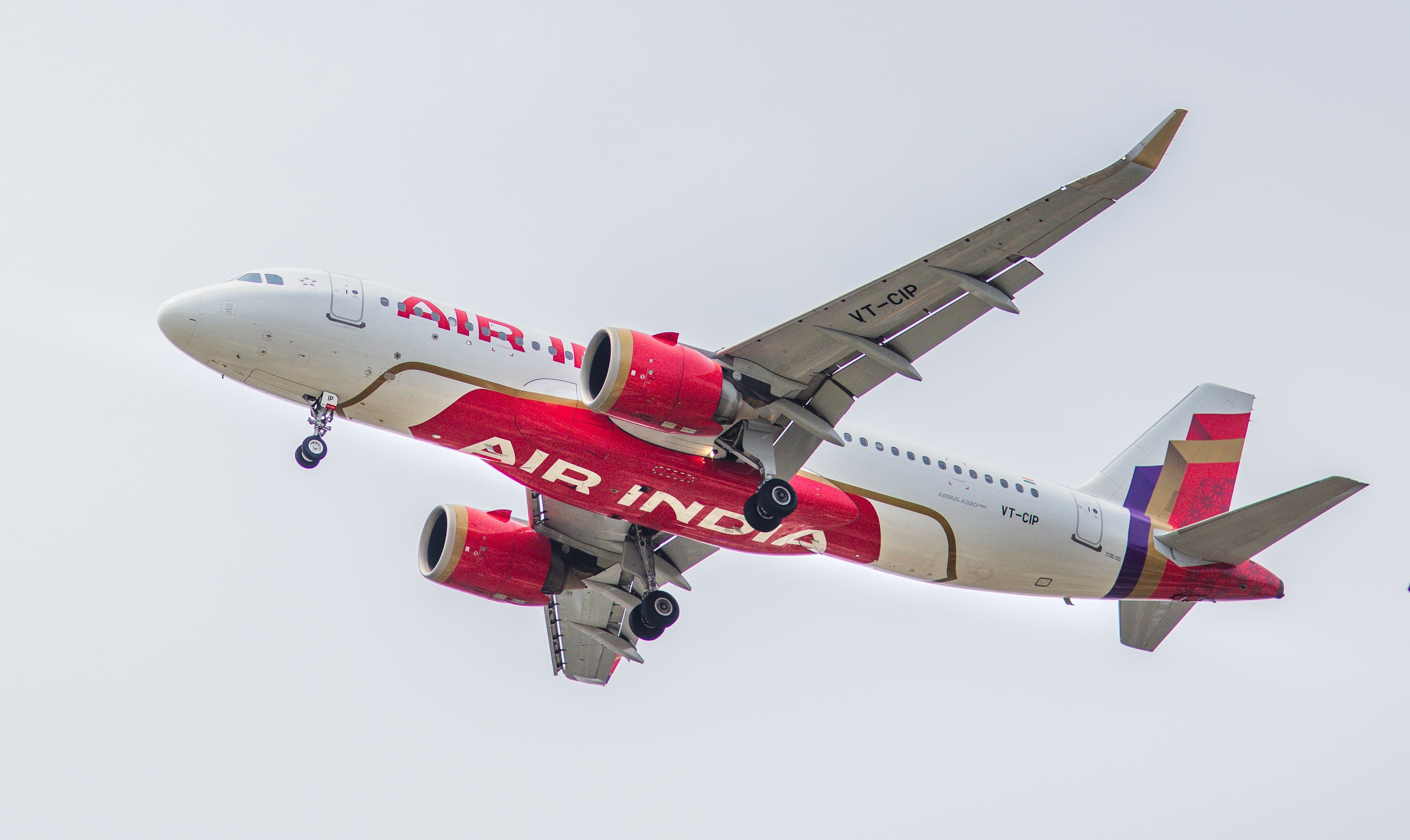 Flights to India - international airports Delhi Mumbai and connections guide 2026
