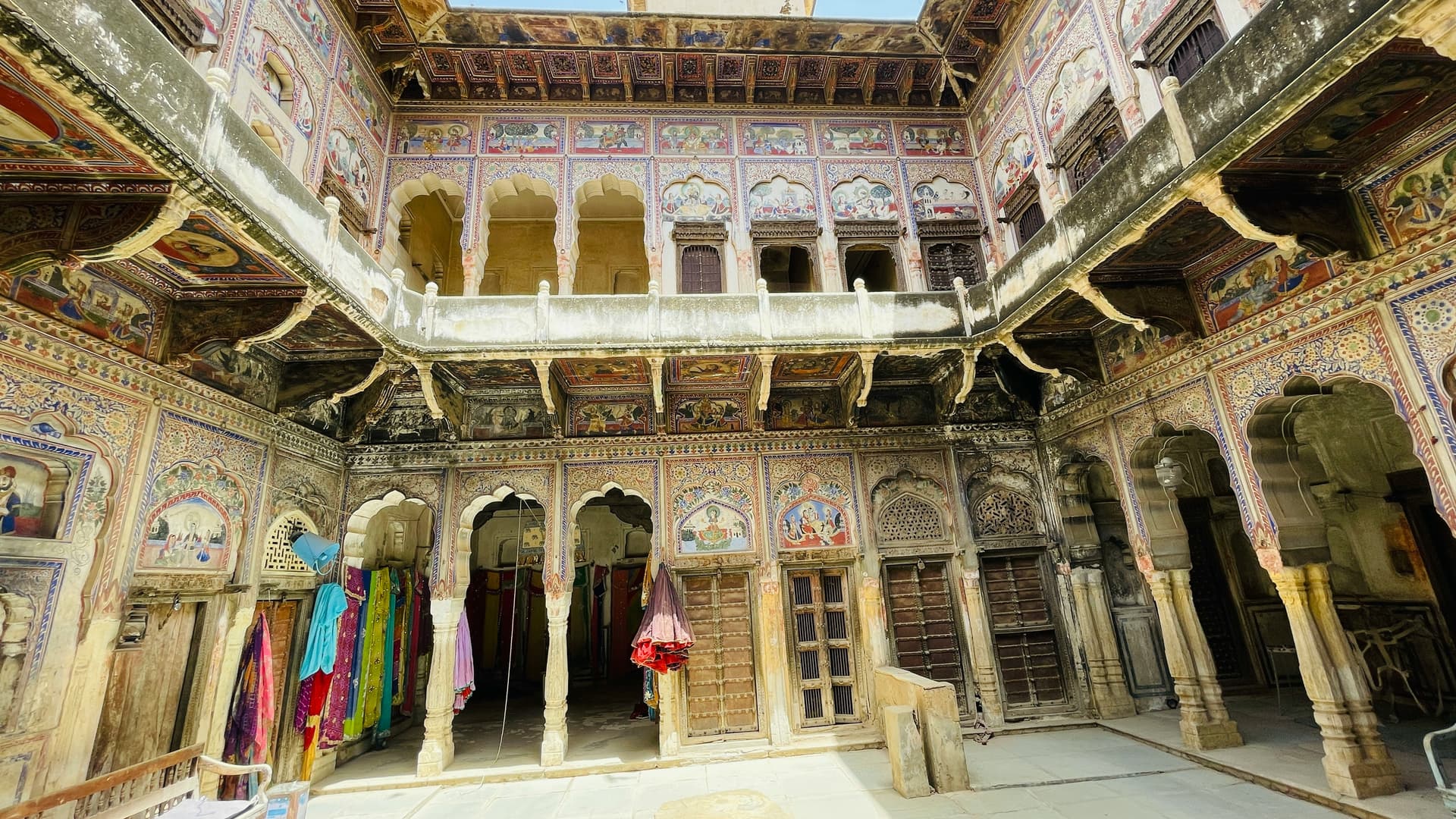 Mandawa Heritage Haveli Stay: A Luxury Guide to Rajasthan's Painted Havelis
