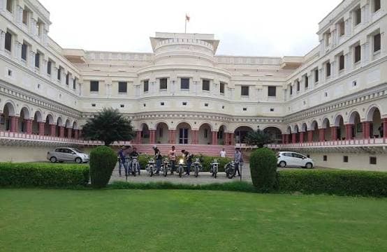 Sariska Palace and the Jai Singh Legacy